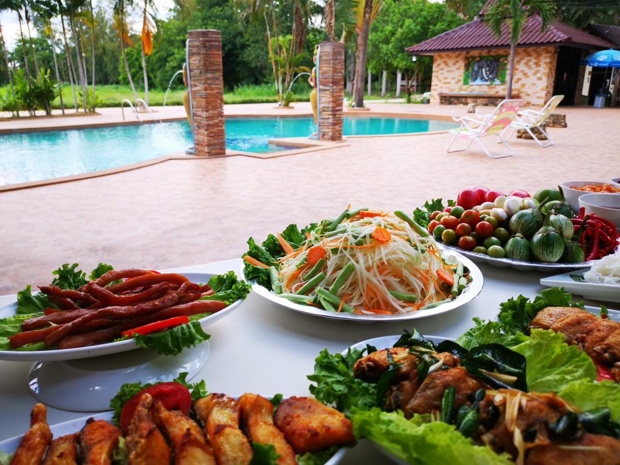 Rs Phong Riverside Resort Khonken Kültér fotó