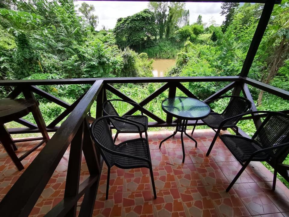 Rs Phong Riverside Resort Khonken Kültér fotó