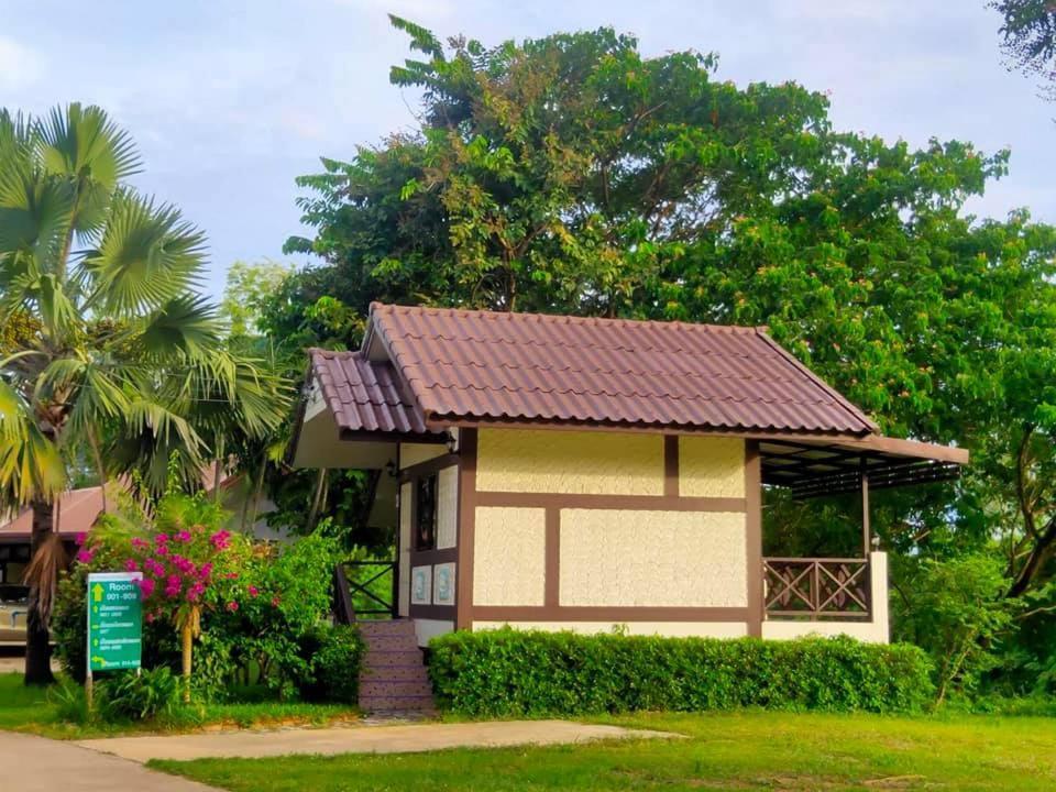 Rs Phong Riverside Resort Khonken Kültér fotó